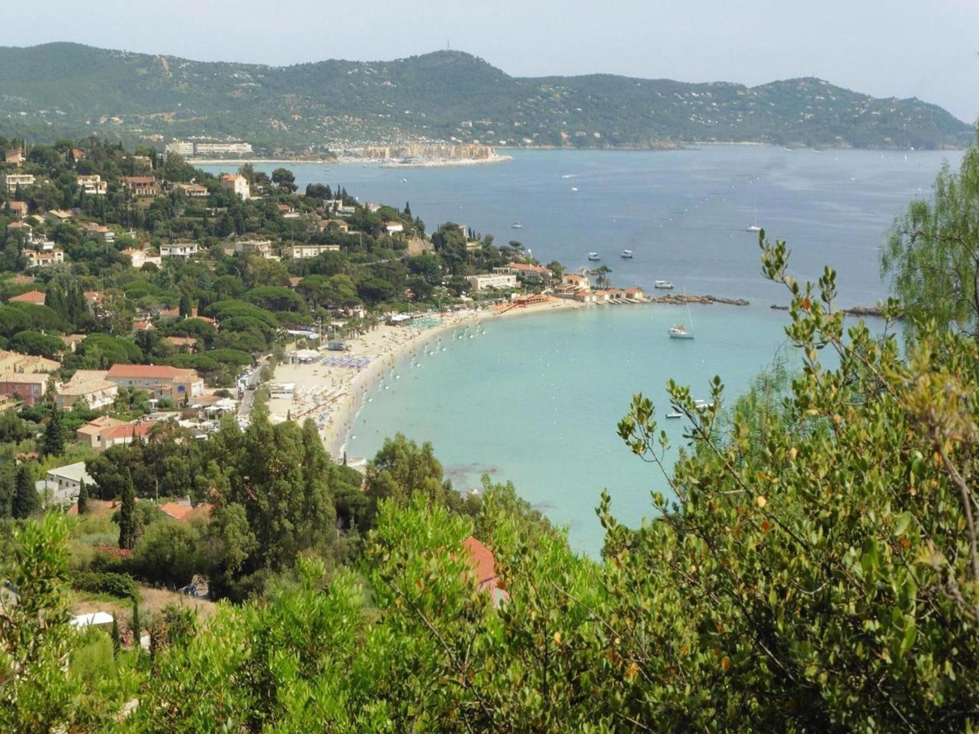 Pretty Tiny House With Sea View, Le Lavandou Zewnętrze zdjęcie